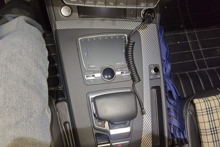 Used Audi Q5L 2020 45 TFSI Prestige Fashion Model Gear Lever