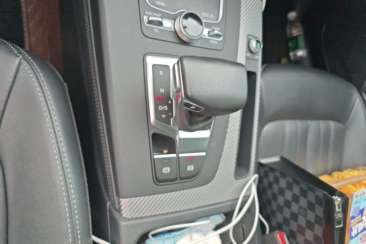 Used Audi Q5L 2020 40 TFSI Prestige Fashion Edition Gear Lever