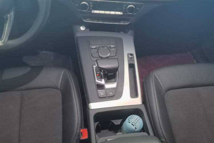 Used Audi Q5L 2020 Revised 40 TFSI Prestige Edition Gear Lever
