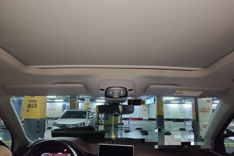 Used Audi Q5L 2020 45 TFSI Prestige Fashion Model Headliner