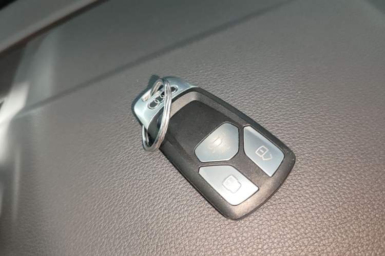 Used Audi Q5L 2020 45 TFSI Prestige Fashion Model Interior 1