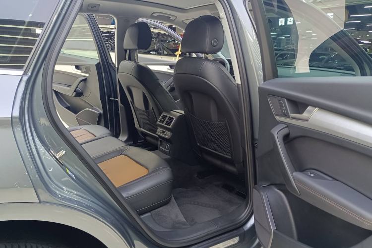 Used Audi Q5L 2020 Updated 40 TFSI Prestige Fashion Edition Interior 12
