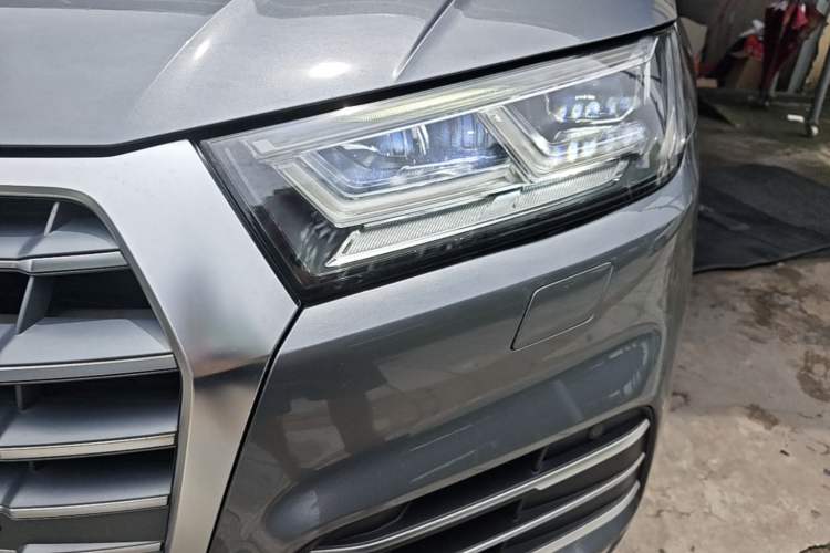 Used Audi Q5L 2020 Updated 40 TFSI Prestige Fashion Edition Left Front Headlight