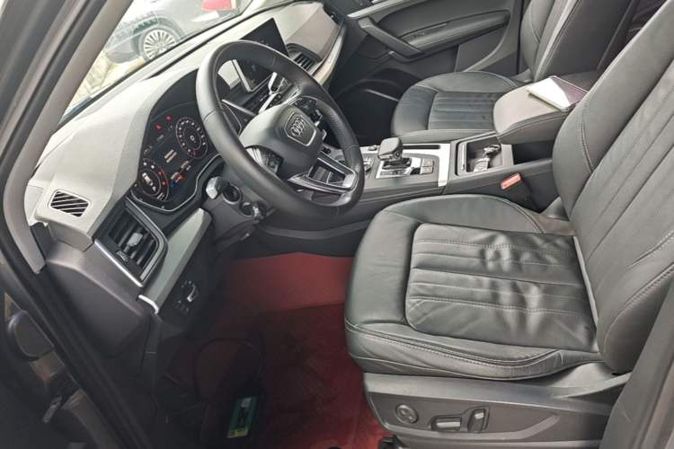 Used Audi Q5L 2020 Updated 40 TFSI Prestige Fashion Edition Left Front Seat
