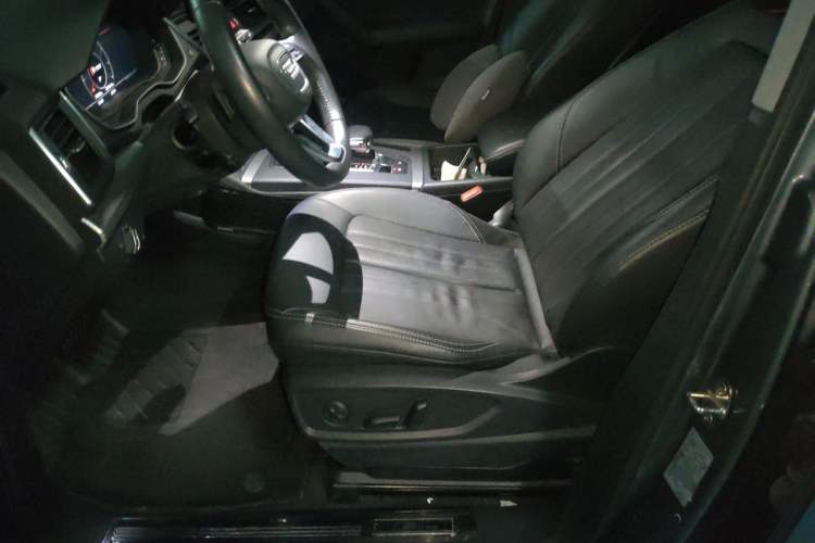Used Audi Q5L 2020 45 TFSI Prestige Fashion Model Left Front Seat