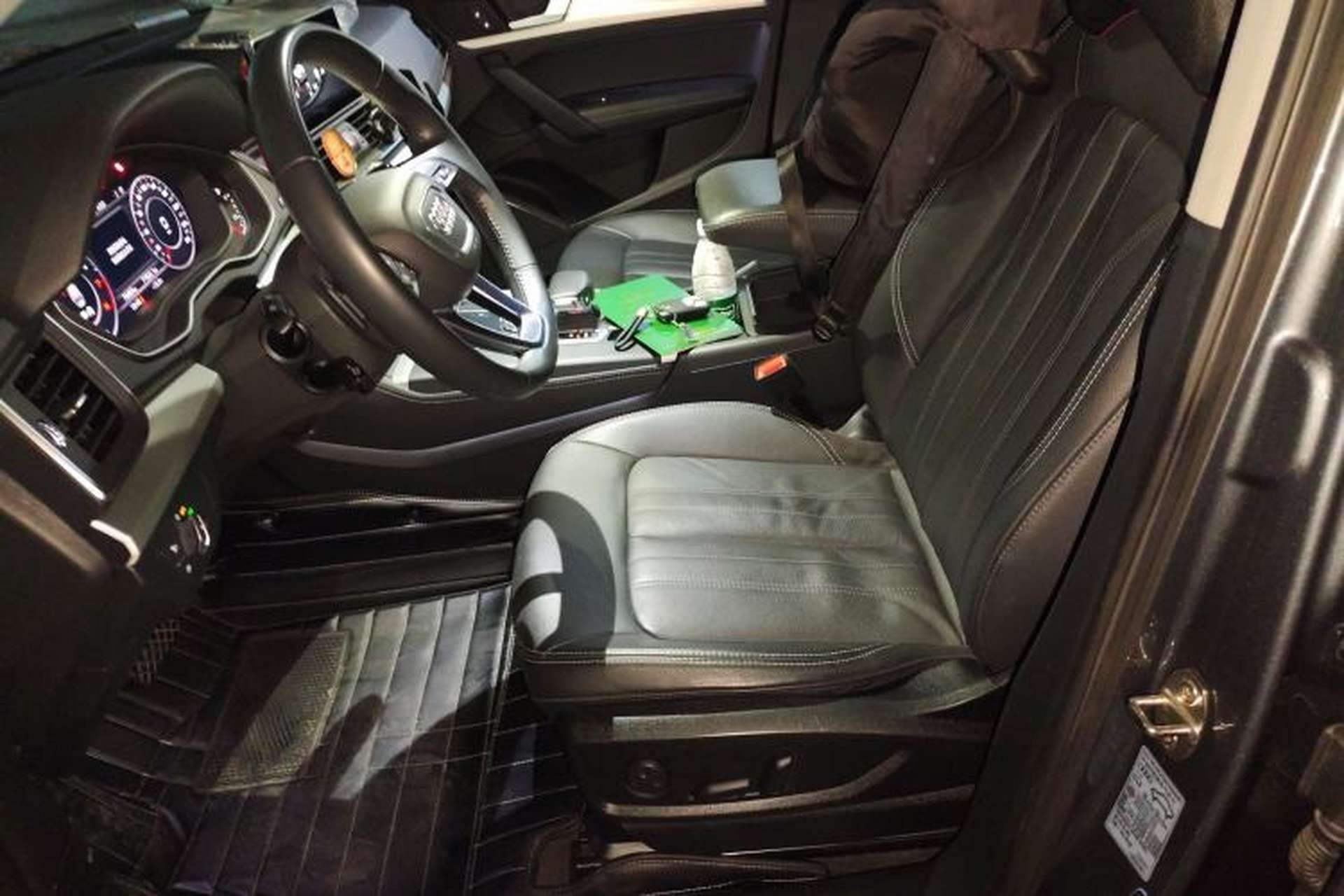 Used Audi Q5L 2020 Updated 40 TFSI Prestige Fashion Edition Left Front Seat