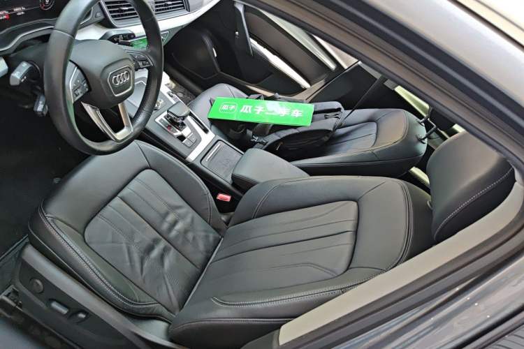 Used Audi Q5L 2020 Updated 40 TFSI Prestige Fashion Edition Left Front Seat