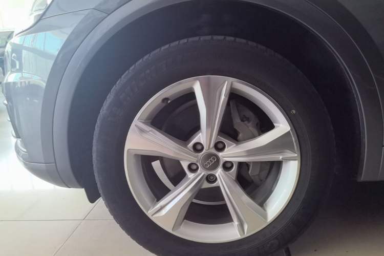 Used Audi Q5L 2020 Revised 40 TFSI Prestige Edition Left Front Wheel Hub