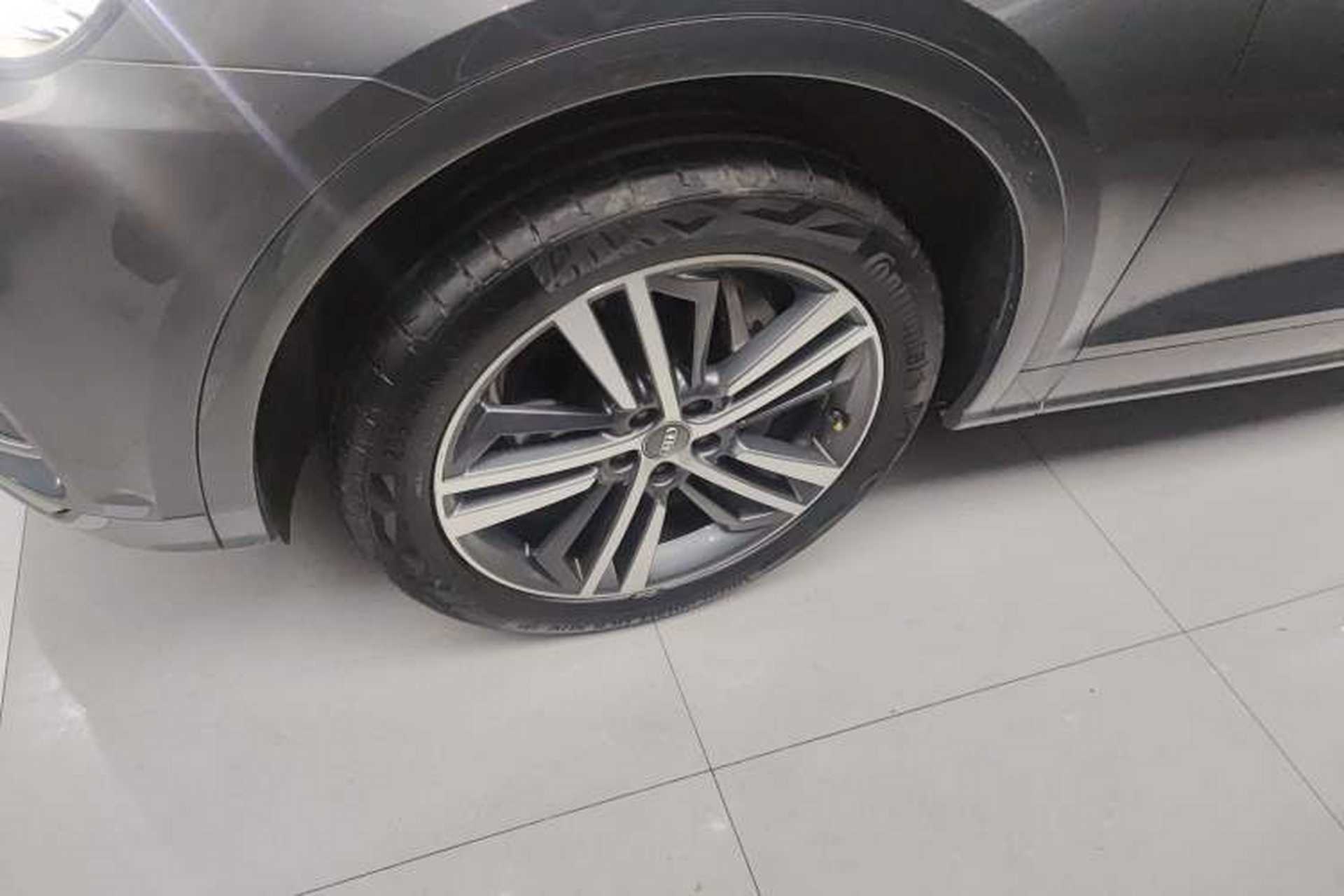 Used Audi Q5L 2020 Updated 40 TFSI Prestige Fashion Edition Left Front Wheel Hub