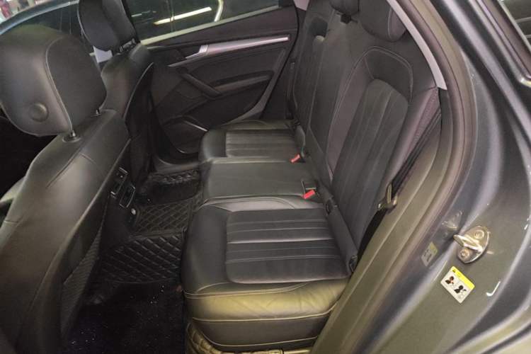 Used Audi Q5L 2020 45 TFSI Prestige Fashion Model Left Rear Seat
