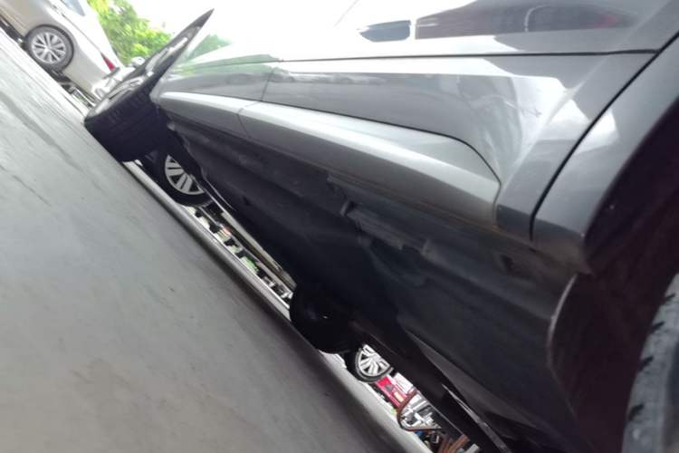 Used Audi Q5L 2020 40 TFSI Prestige Edition Left Side Sill
