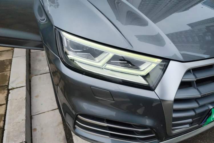 Used Audi Q5L 2020 40 TFSI Prestige Fashion Edition Right Front Headlight