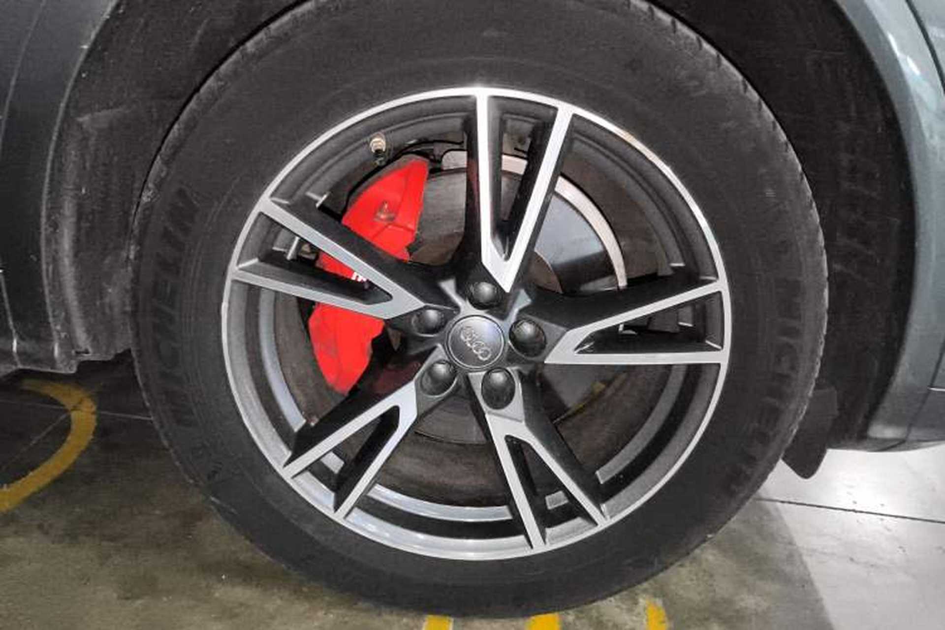 Used Audi Q5L 2020 45 TFSI Prestige Fashion Model Right Front Wheel Hub