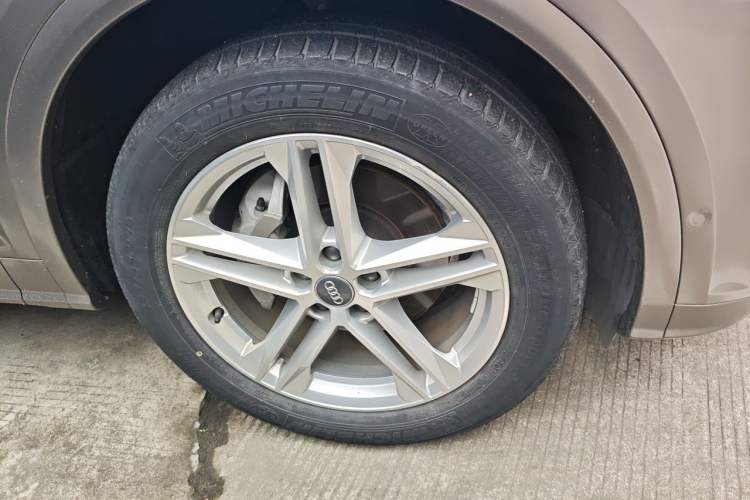 Used Audi Q5L 2020 40 TFSI Prestige Fashion Edition Right Front Wheel Hub