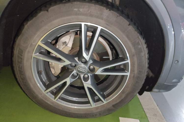 Used Audi Q5L 2020 45 TFSI Prestige Fashion Model Right Front Wheel Hub