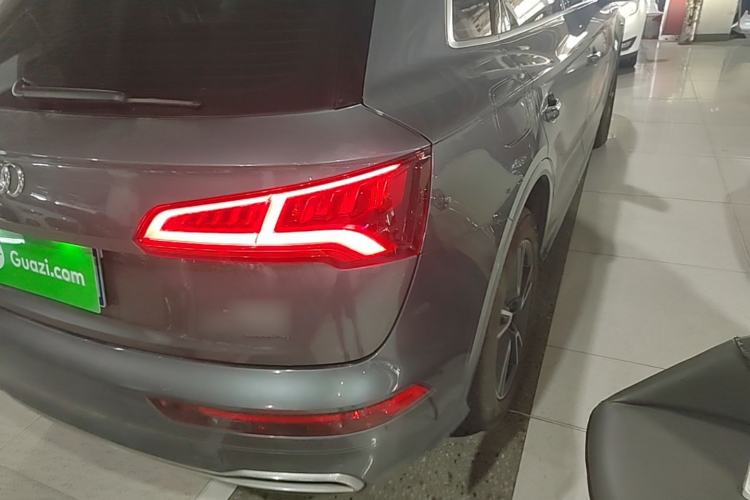 Used Audi Q5L 2020 Updated 40 TFSI Prestige Fashion Edition Right Rear Taillight
