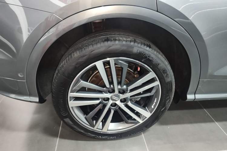 Used Audi Q5L 2020 45 TFSI Prestige Fashion Model Right Rear Wheel Hub