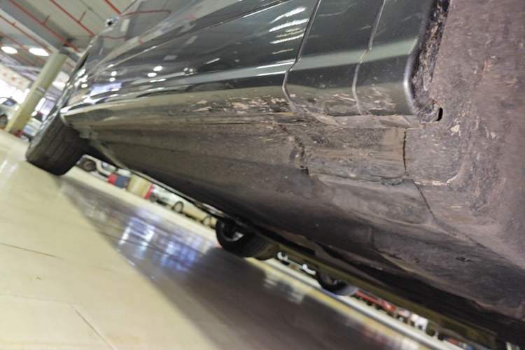 Used Audi Q5L 2020 45 TFSI Prestige Fashion Model Right Side Sill