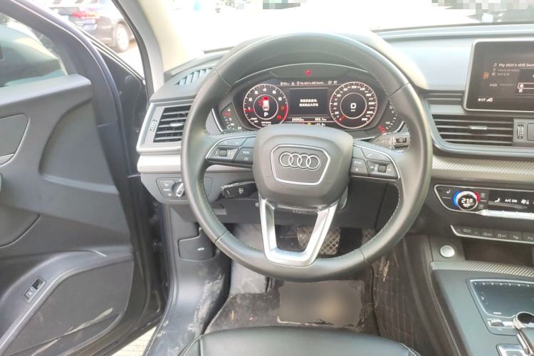 Used Audi Q5L 2020 45 TFSI Prestige Fashion Model Steering Wheel