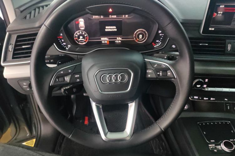 Used Audi Q5L 2020 Updated 40 TFSI Prestige Fashion Edition Steering Wheel