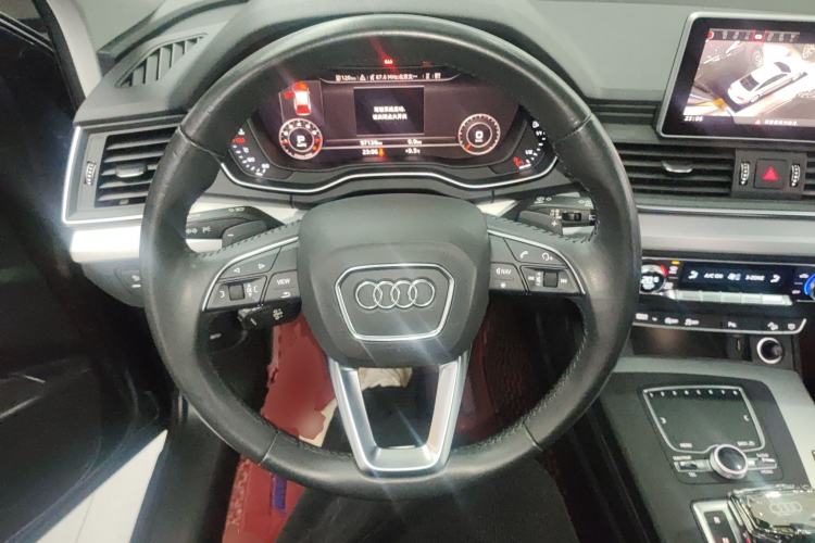 Used Audi Q5L 2020 Updated 40 TFSI Prestige Fashion Edition Steering Wheel