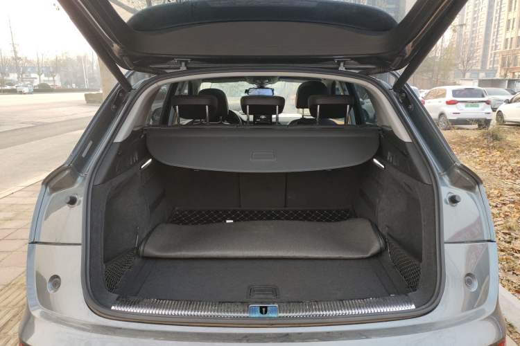 Used Audi Q5L 2020 Revised 40 TFSI Prestige Edition Trunk