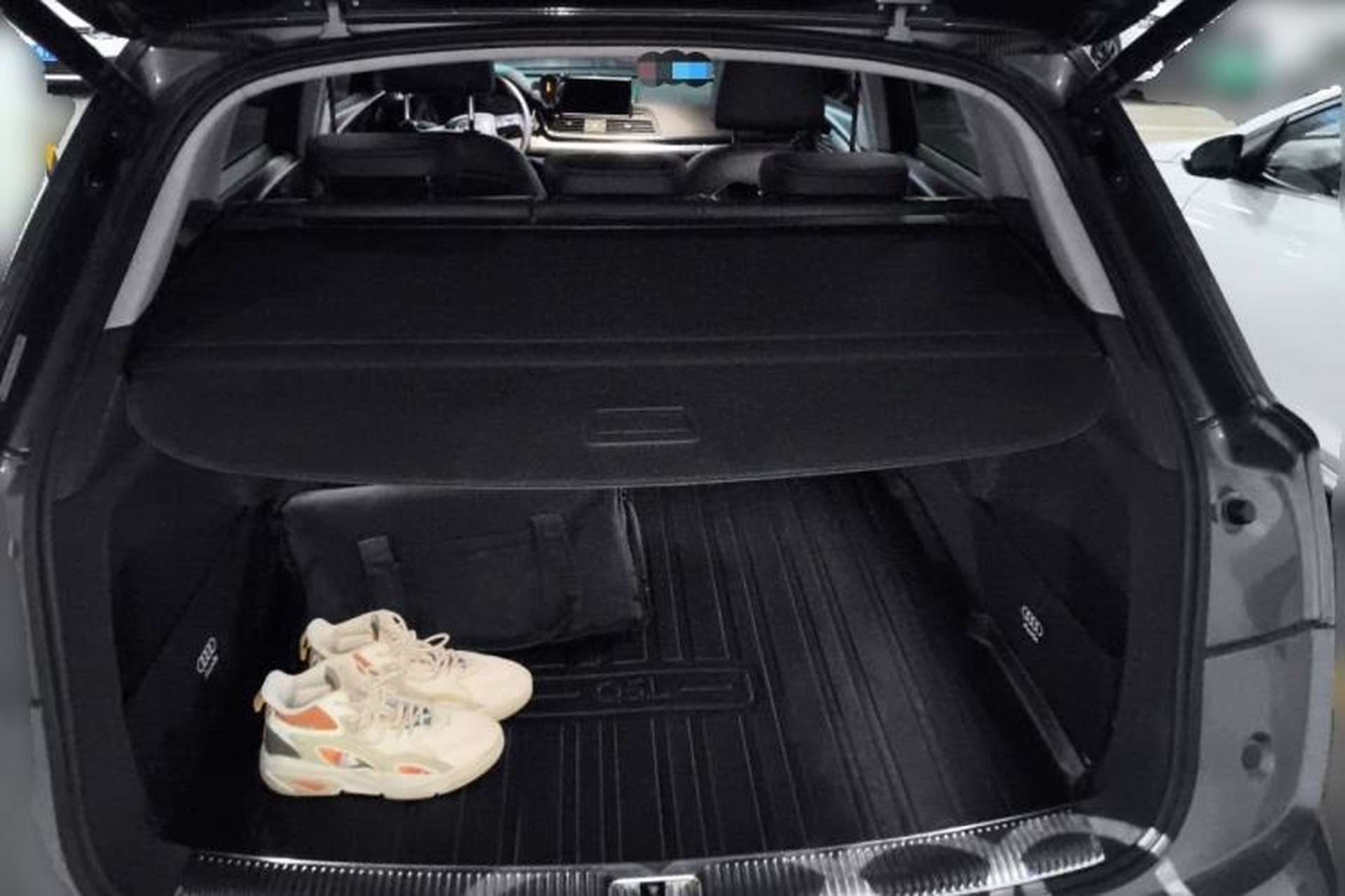 Used Audi Q5L 2020 45 TFSI Prestige Fashion Model Trunk