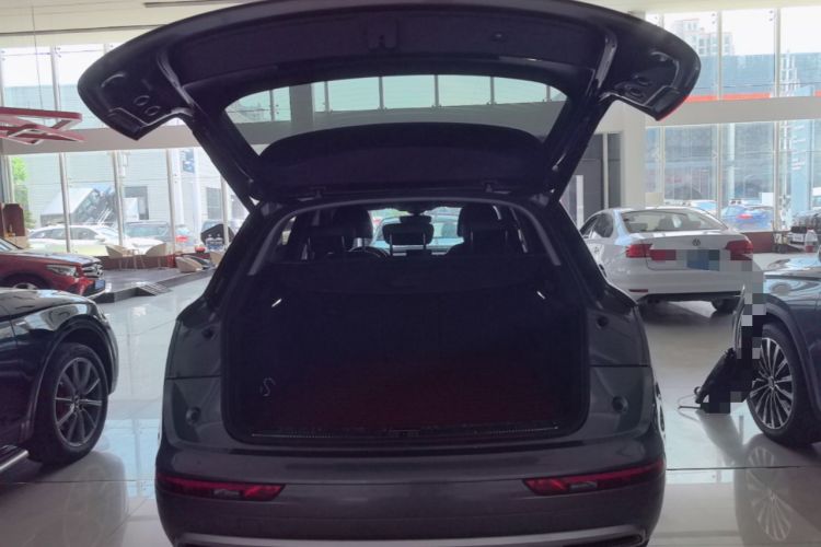 Used Audi Q5L 2020 Revised 40 TFSI Prestige Edition Trunk