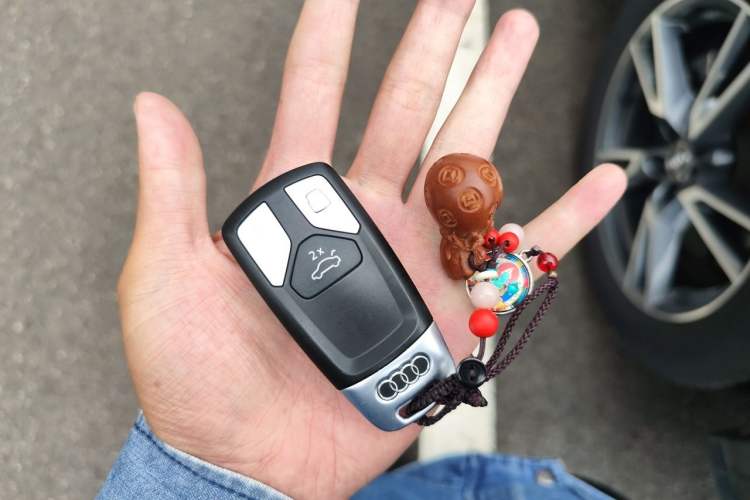 Used Audi Q5L 2020 40 TFSI Prestige Fashion Edition Vehicle Key