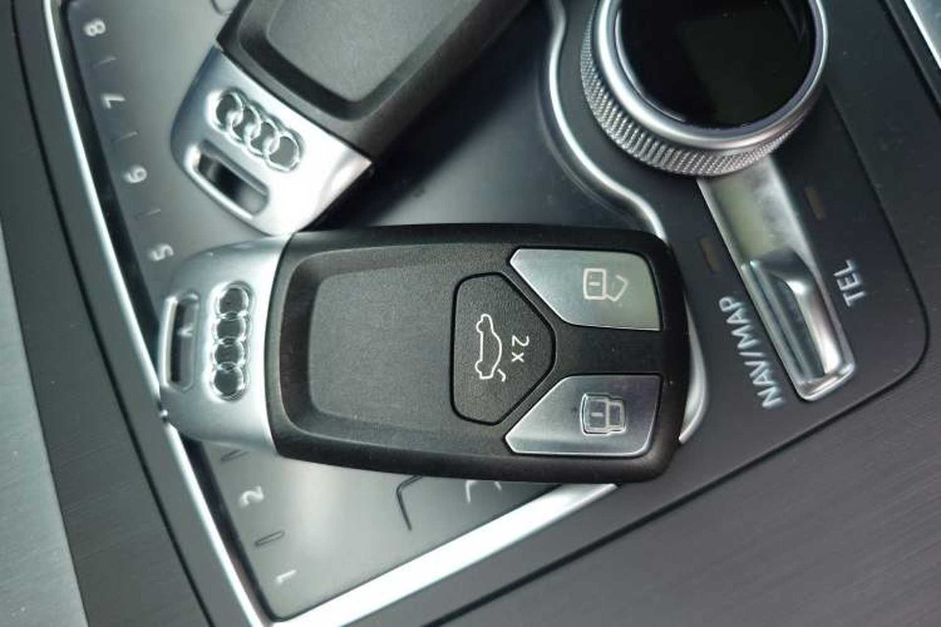 Used Audi Q5L 2020 Updated 40 TFSI Prestige Fashion Edition Vehicle Key