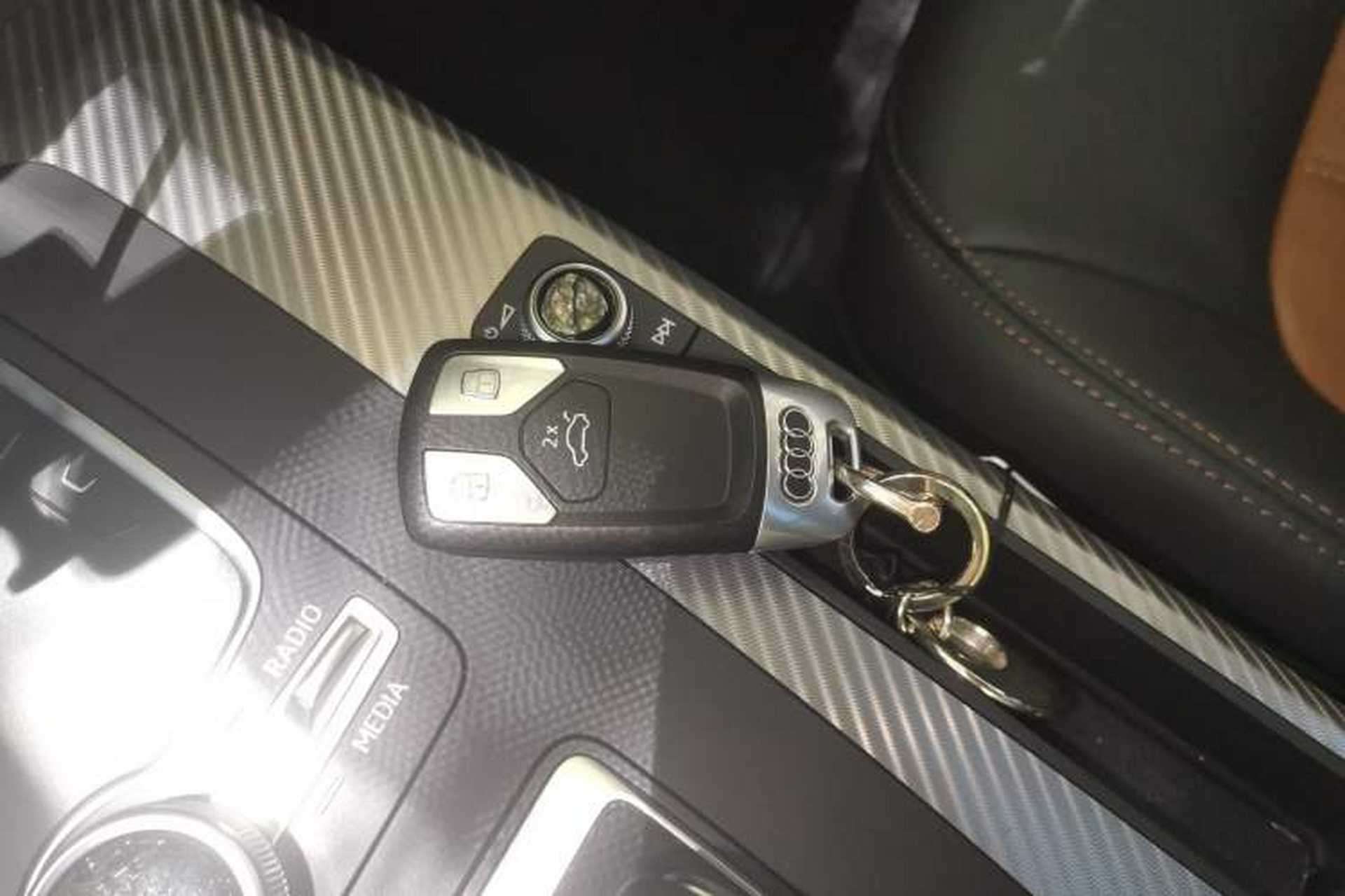 Used Audi Q5L 2020 45 TFSI Prestige Fashion Model Vehicle Key