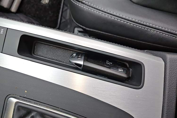 Used Audi Q5L 2020 Updated 40 TFSI Prestige Fashion Edition Vehicle Key