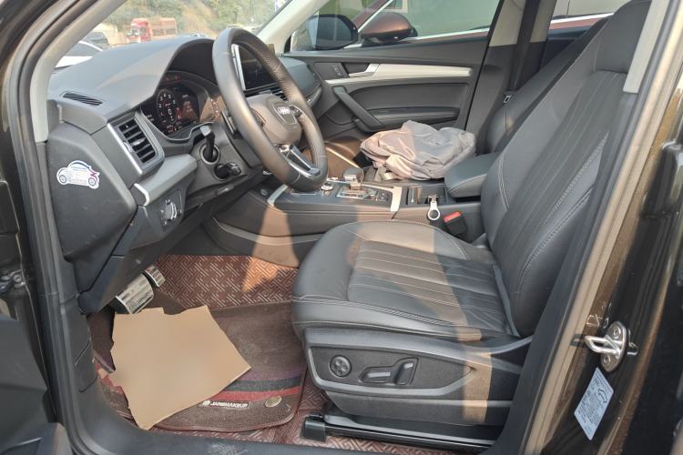 Used Audi Q5L 2020 Updated 40 TFSI Prestige Fashion Edition Left Front Seat