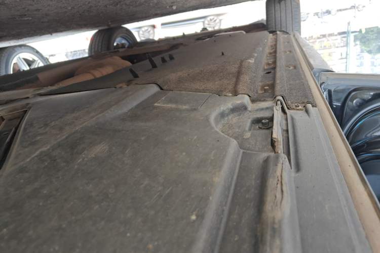 Used Audi Q5L 2020 Updated 40 TFSI Prestige Fashion Edition Left Side Sill