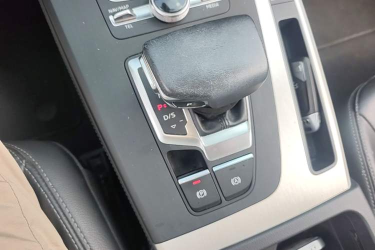 Used Audi Q5L 2020 40 TFSI Prestige Fashion Edition Gear Lever
