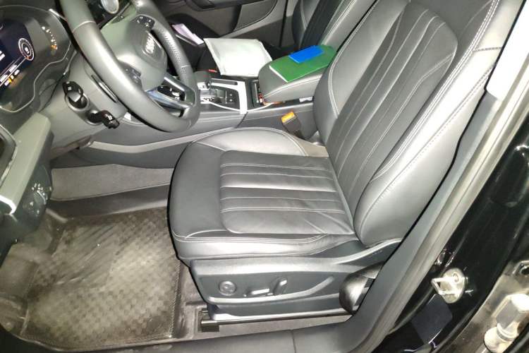 Used Audi Q5L 2020 40 TFSI Prestige Fashion Edition Left Front Seat