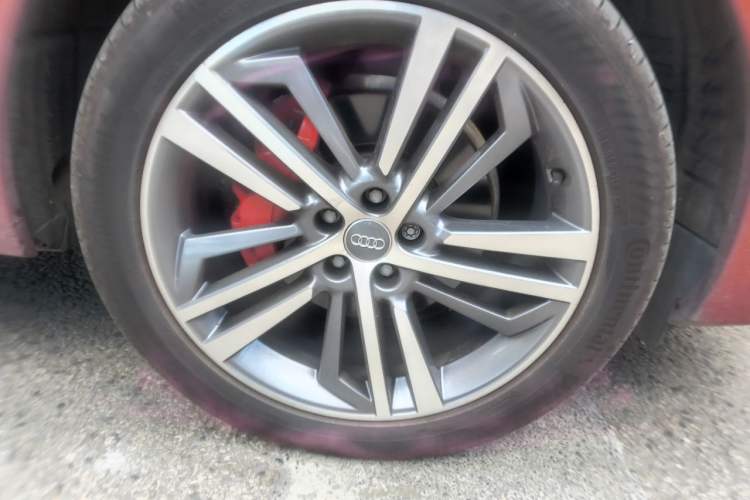 Used Audi Q5L 2020 45 TFSI Prestige Sport Edition Right Front Wheel Hub