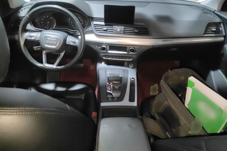 Used Audi Q5L 2020 Revised 40 TFSI Prestige Edition Center Console