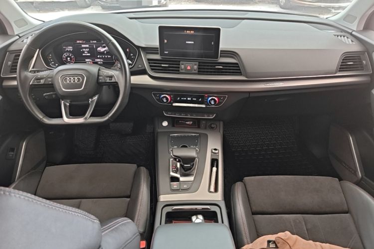 Used Audi Q5L 2020 45 TFSI Prestige Sport Edition Center Console