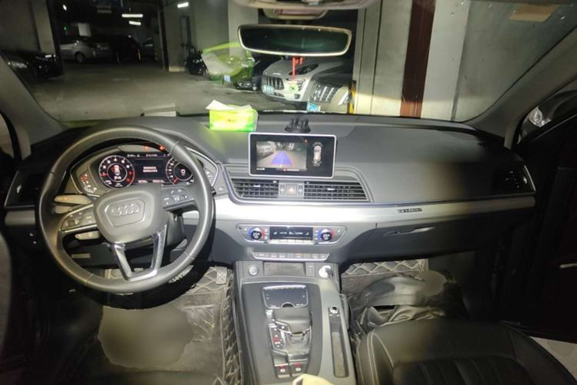 Used Audi Q5L 2020 Updated 40 TFSI Prestige Fashion Edition Center Console