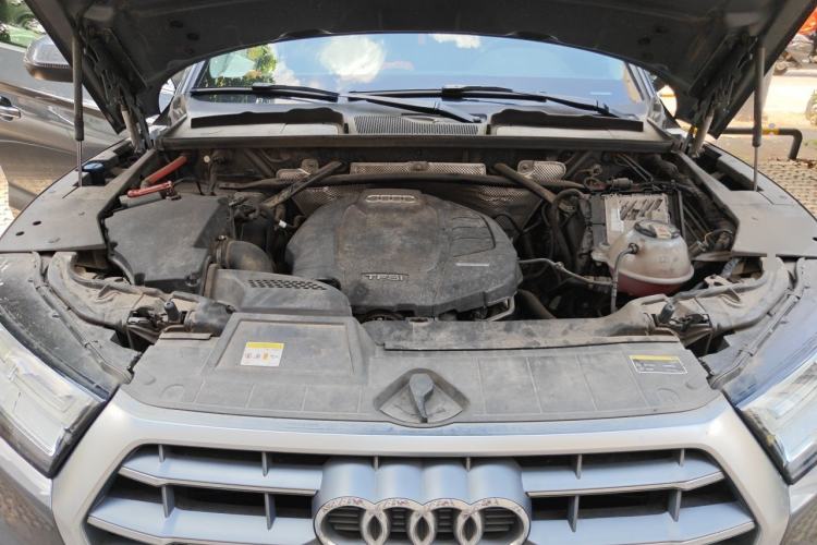 Used Audi Q5L 2020 Updated 40 TFSI Prestige Fashion Edition Engine Bay