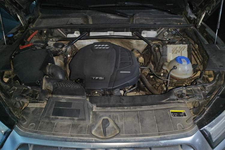 Used Audi Q5L 2020 Updated 40 TFSI Prestige Fashion Edition Engine Bay