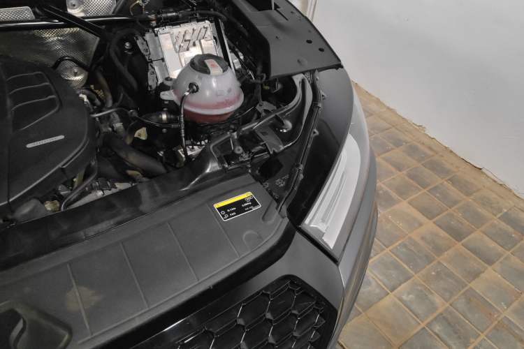 Used Audi Q5L 2020 Revised 40 TFSI Prestige Edition Engine Bay Left