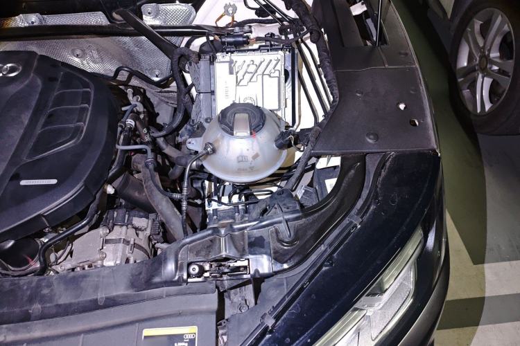 Used Audi Q5L 2020 45 TFSI Prestige Fashion Model Engine Bay Left