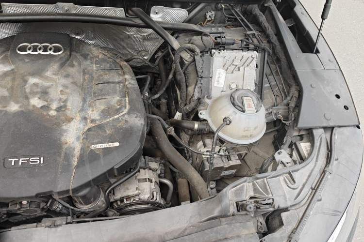 Used Audi Q5L 2020 45 TFSI Prestige Fashion Model Engine Bay Left