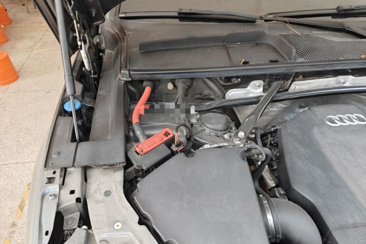 Used Audi Q5L 2020 45 TFSI Prestige Sport Edition Engine Bay Right