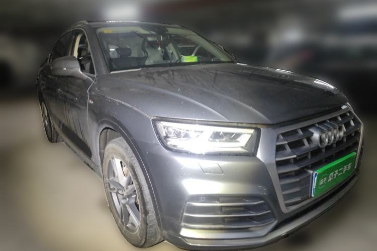Used Audi Q5L 2020 Updated 40 TFSI Prestige Fashion Edition Front Right 45 Deg