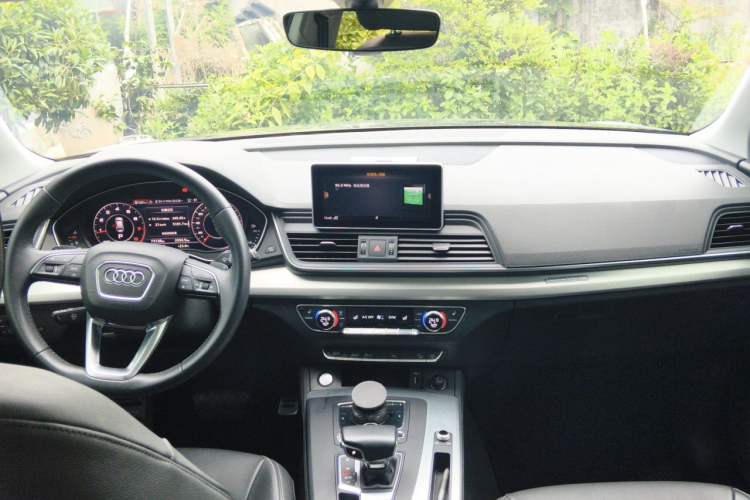 Used Audi Q5L 2020 Updated 40 TFSI Prestige Fashion Edition Headliner