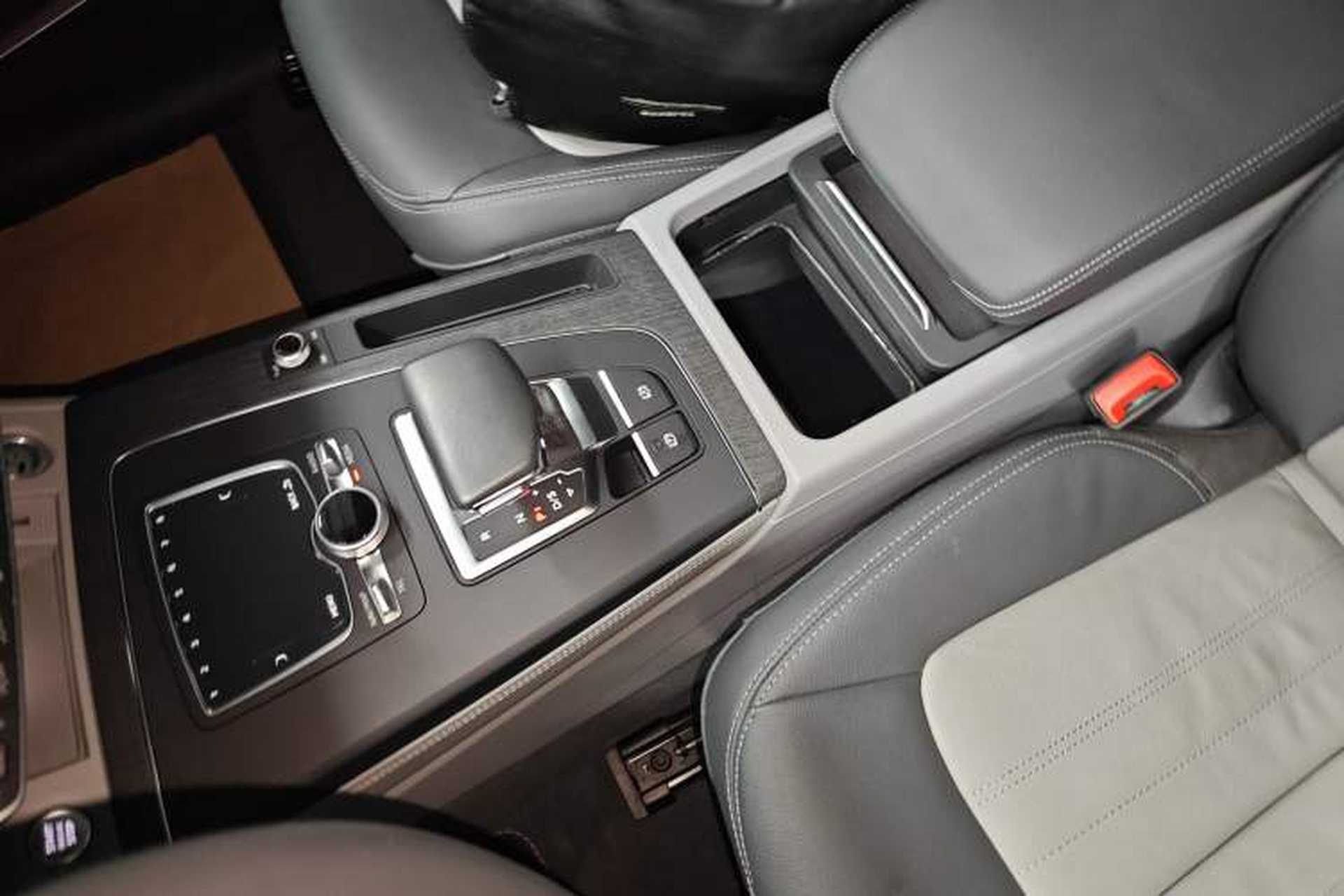 Used Audi Q5L 2020 45 TFSI Prestige Elegant Edition Interior 1