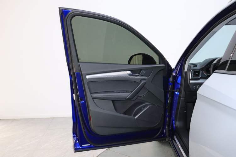 Used Audi Q5L 2020 45 TFSI Prestige Fashion Model Interior 3